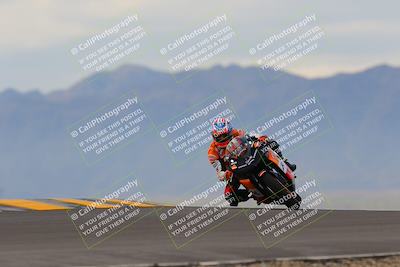 media/Sep-11-2022-SoCal Trackdays (Sun) [[81b7e951af]]/Turn 9 (930am)/